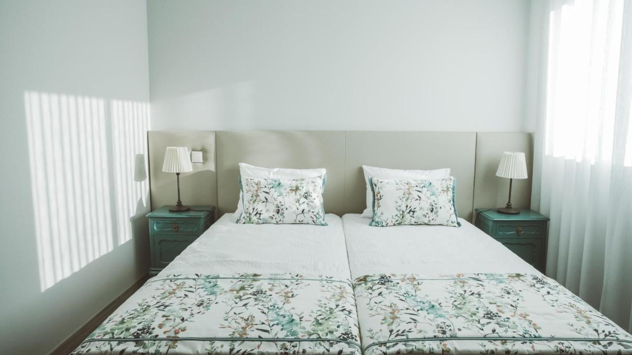 Vila Milreu Guest House Эштой Экстерьер фото